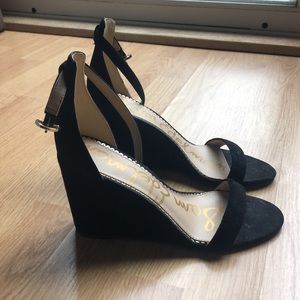 Sam Edelman Black Wedges